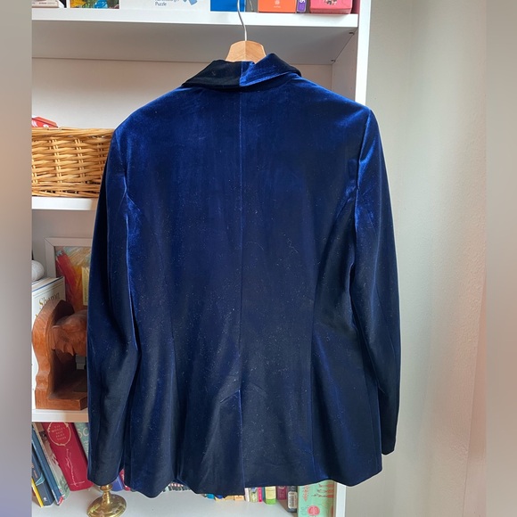 Deep Blue Velvet Blazer - Picture 2 of 4